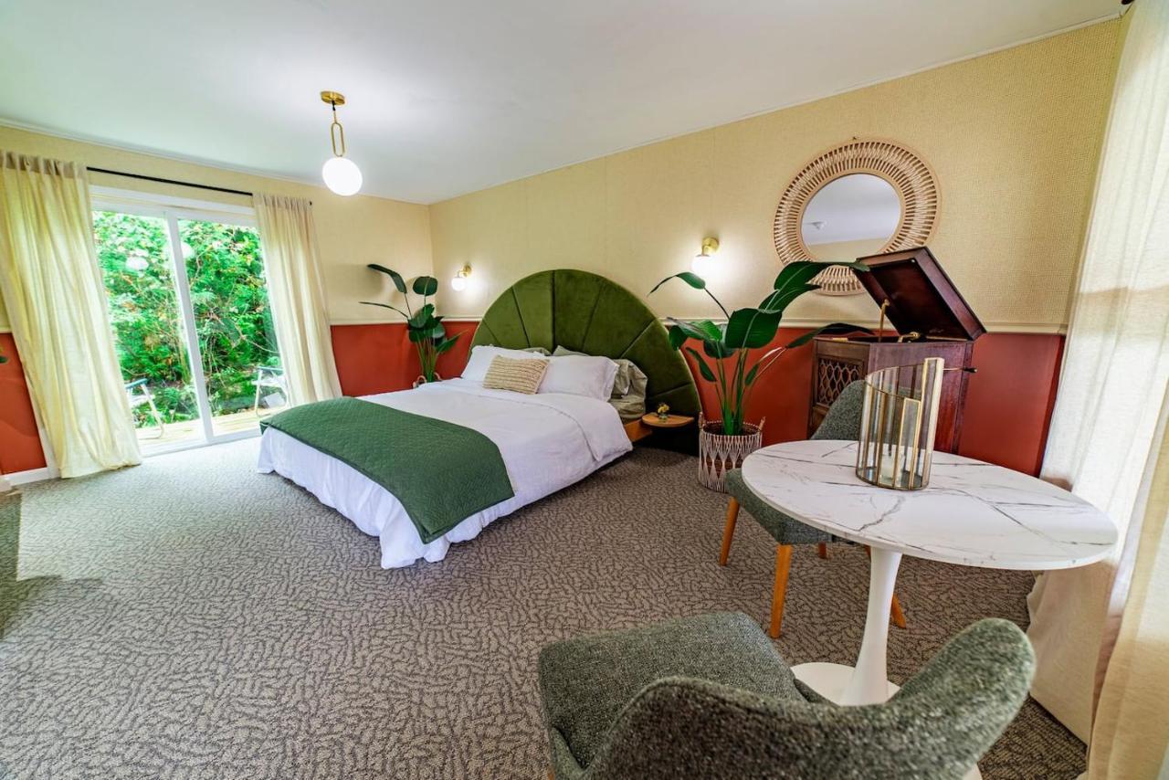 The Springs Motel New Ashford Exterior foto