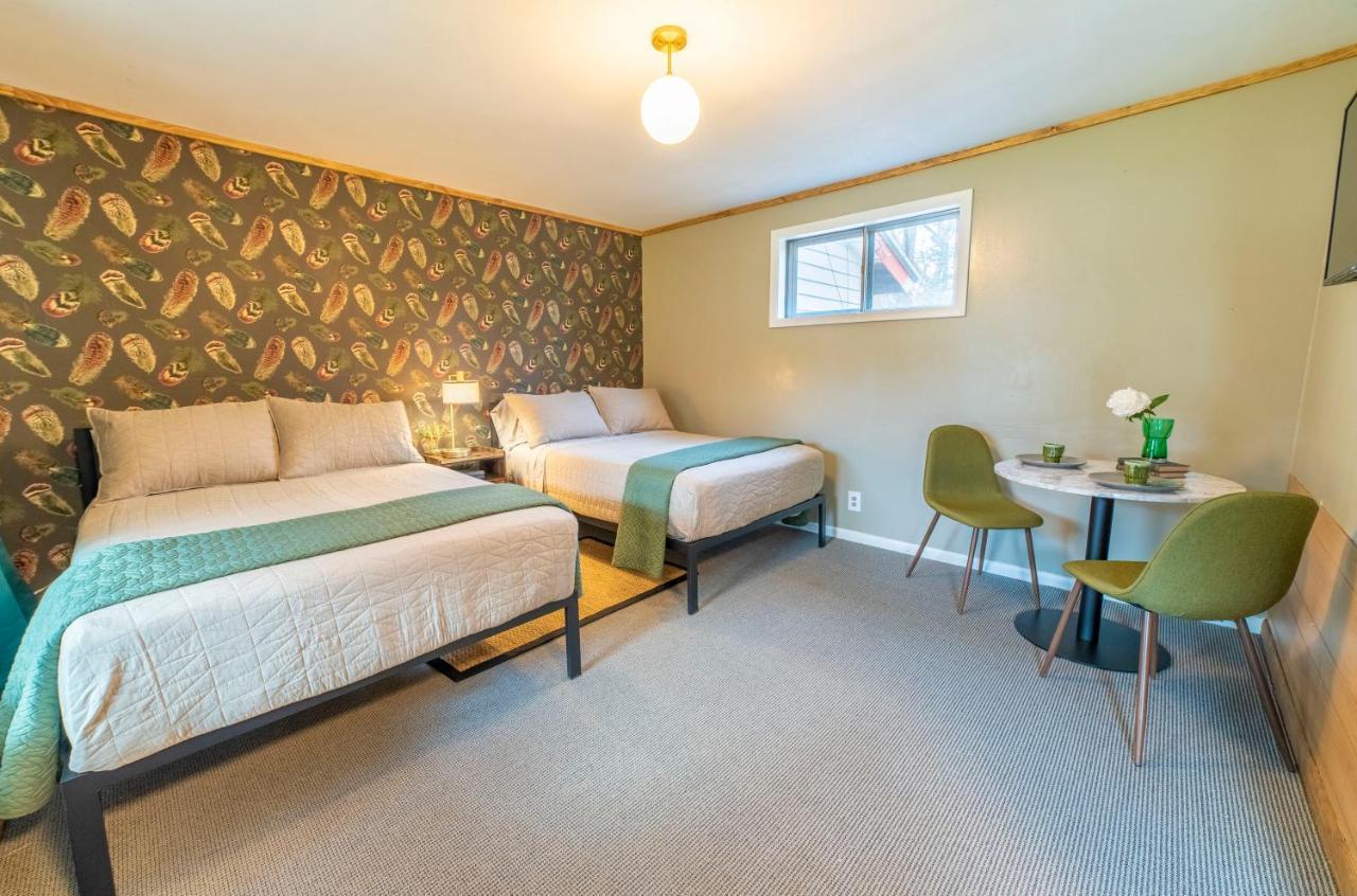 The Springs Motel New Ashford Exterior foto